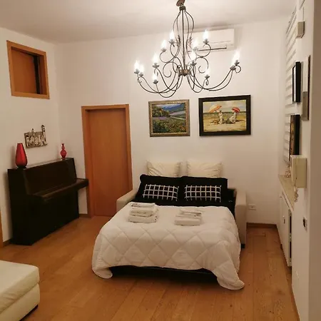 Soavis Flat & Garden Apartment *